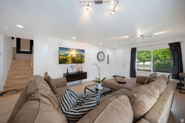 942 S COYOTE CV, Lehi, UT 84043