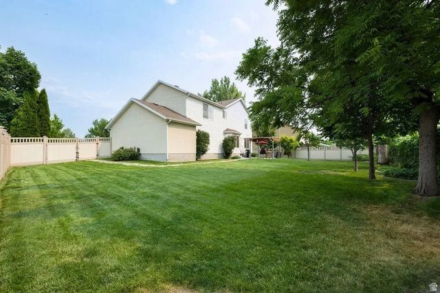 942 S COYOTE CV, Lehi, UT 84043