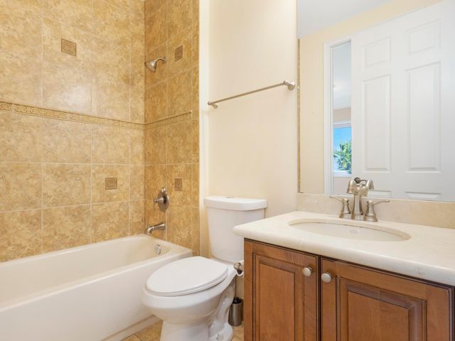 3028 Waterside Circle, Boynton Beach, FL 33435