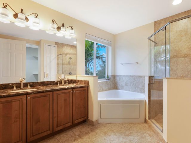 3028 Waterside Circle, Boynton Beach, FL 33435