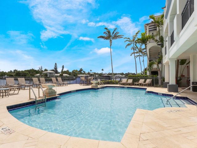 3028 Waterside Circle, Boynton Beach, FL 33435