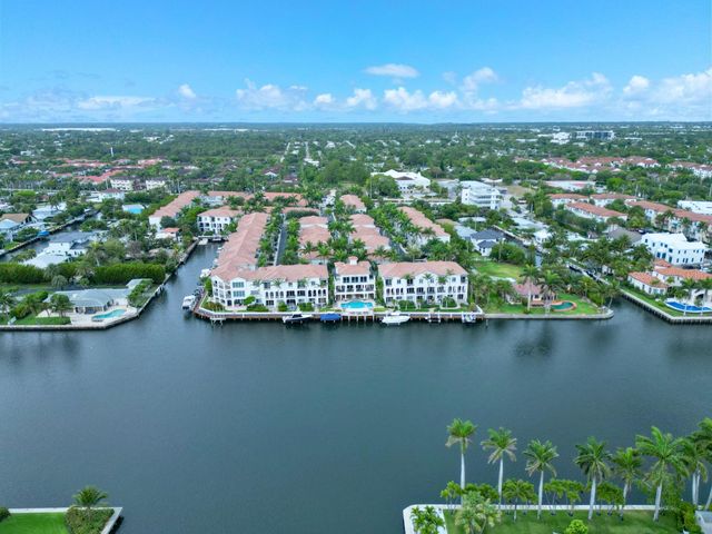 3028 Waterside Circle, Boynton Beach, FL 33435
