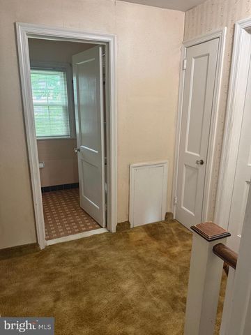 23 W WOODLAND AVE, Springfield, PA 19064