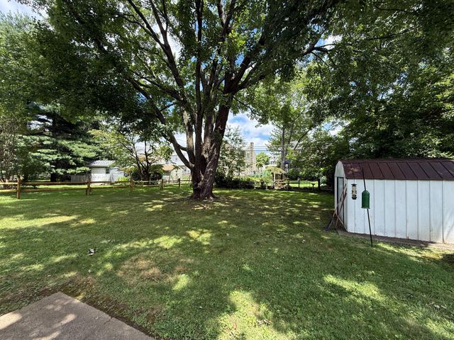 23 W WOODLAND AVE, Springfield, PA 19064