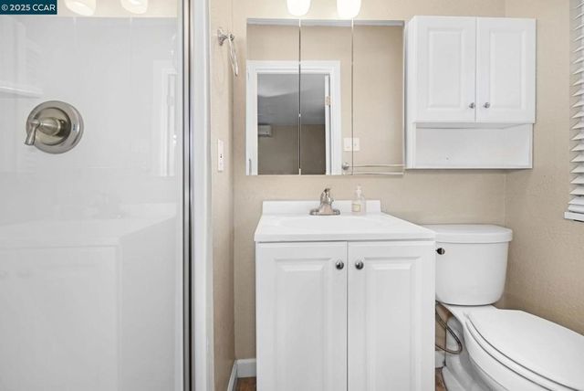 2140 Roskelley Dr, Concord, CA 94519