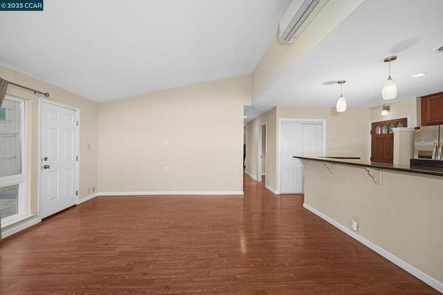 2140 Roskelley Dr, Concord, CA 94519