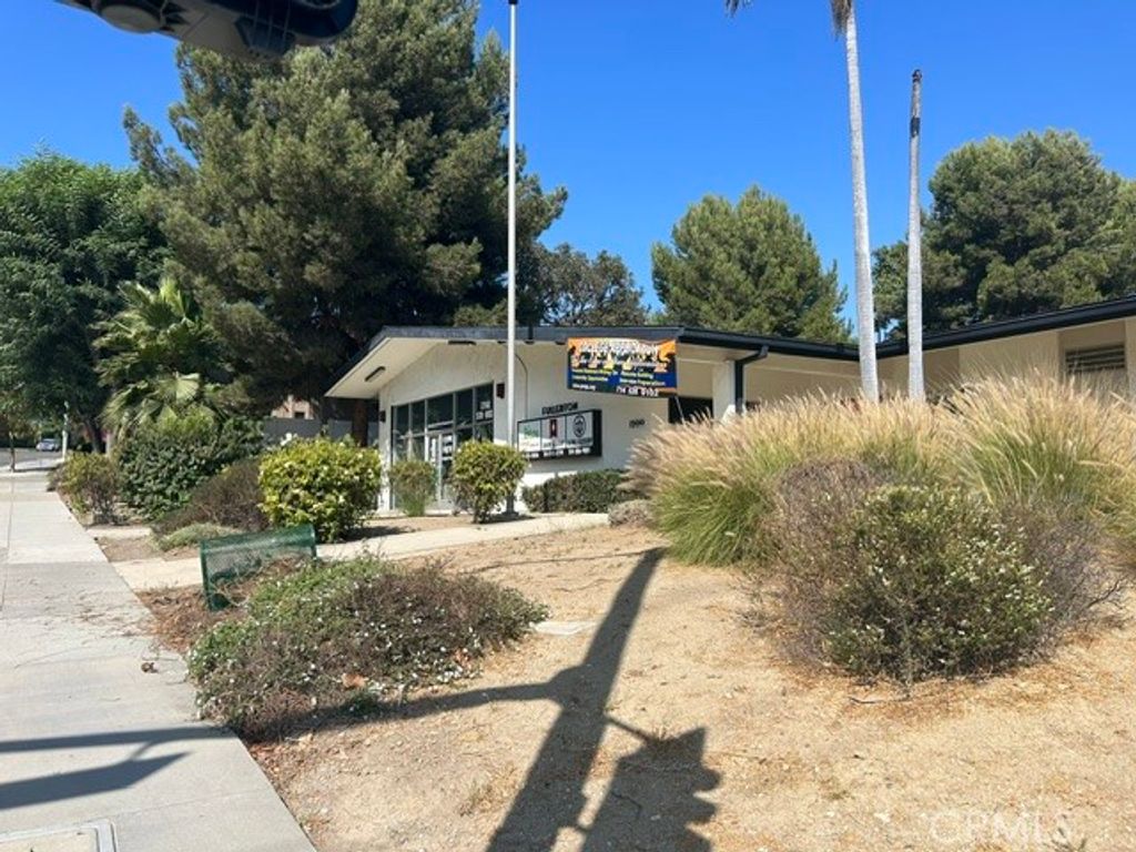 1500 N Gilbert, Fullerton, CA 92833 — exterior
