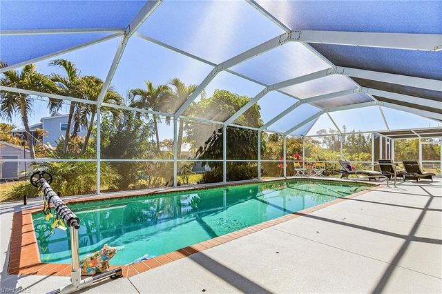 11890 Oscoda CT, Bokeelia, FL 33922