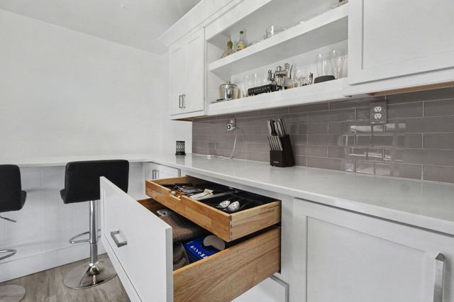 38249 N Jean Court, Westland, MI 48186