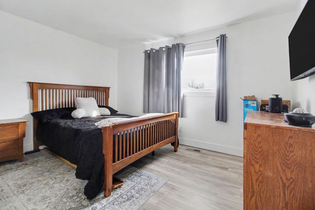 38249 N Jean Court, Westland, MI 48186