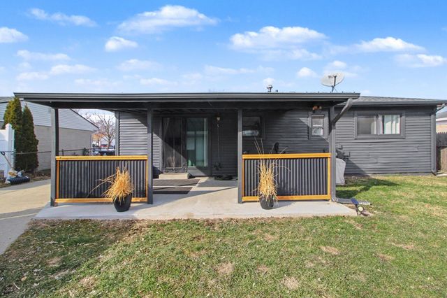 38249 N Jean Court, Westland, MI 48186