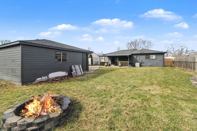 38249 N Jean Court, Westland, MI 48186