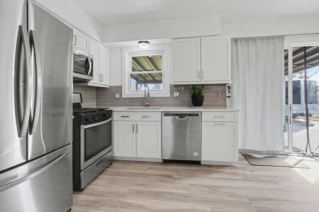 38249 N Jean Court, Westland, MI 48186