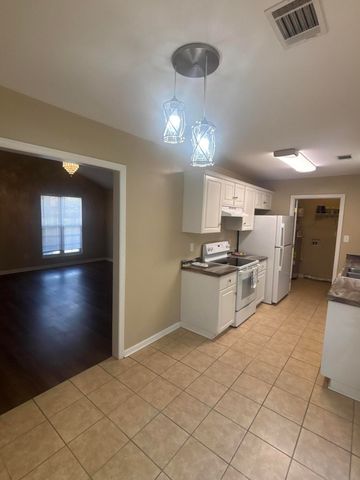 4539 Pineview Lane, Hephzibah, GA 30815