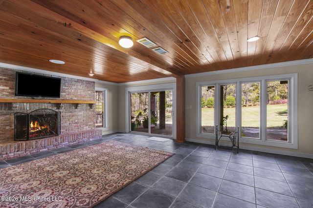6145 Wirtz Road, Flowood, MS 39232