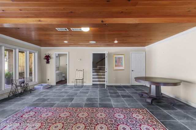 6145 Wirtz Road, Flowood, MS 39232