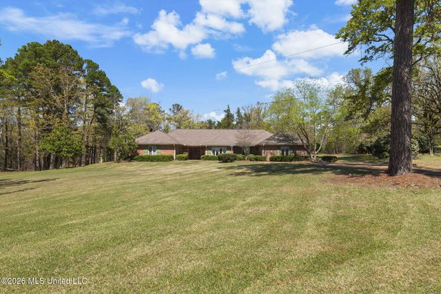 6145 Wirtz Road, Flowood, MS 39232