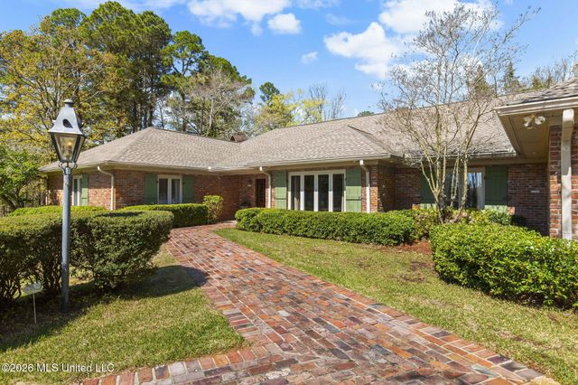 6145 Wirtz Road, Flowood, MS 39232