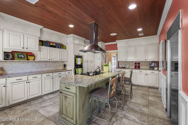 6145 Wirtz Road, Flowood, MS 39232