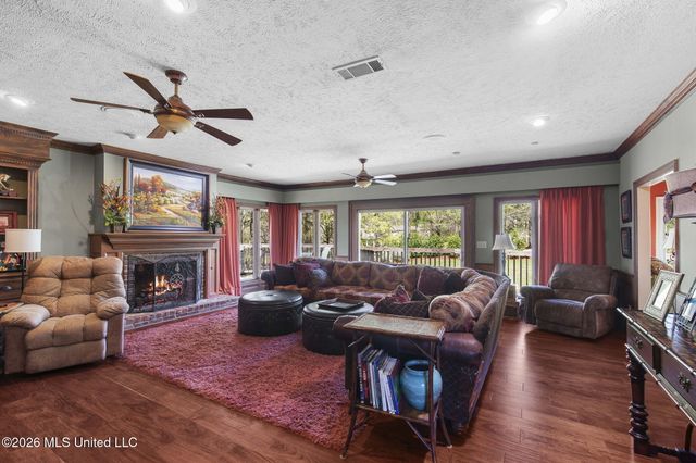 6145 Wirtz Road, Flowood, MS 39232