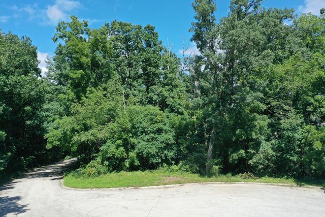 0 Freedom Lake North Court, Valparaiso, IN 46385