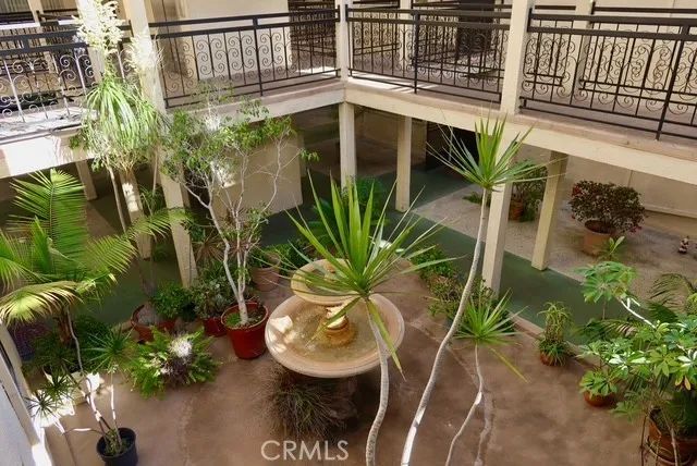 1236 N Columbus 16, Glendale, CA 91202