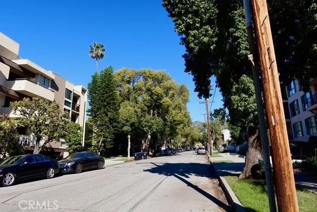 1236 N Columbus 16, Glendale, CA 91202