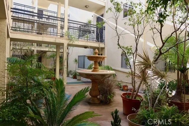 1236 N Columbus 16, Glendale, CA 91202