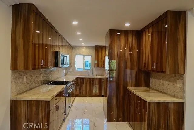 1236 N Columbus 16, Glendale, CA 91202