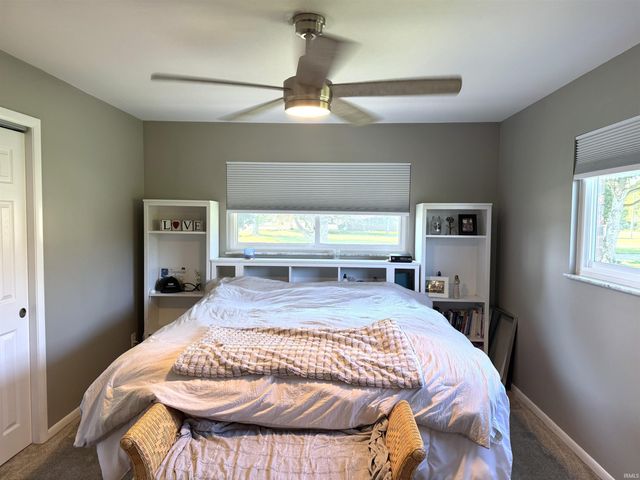 822 N Walnut Hills, Crawfordsville, IN 47933