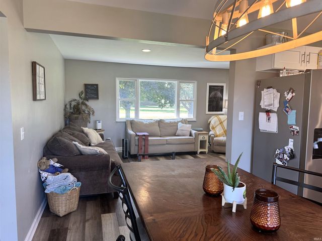 822 N Walnut Hills, Crawfordsville, IN 47933