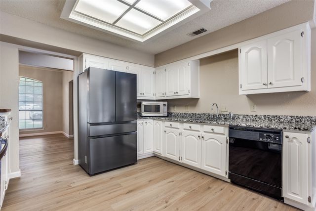 2608 Schooner Drive, Plano, TX 75074