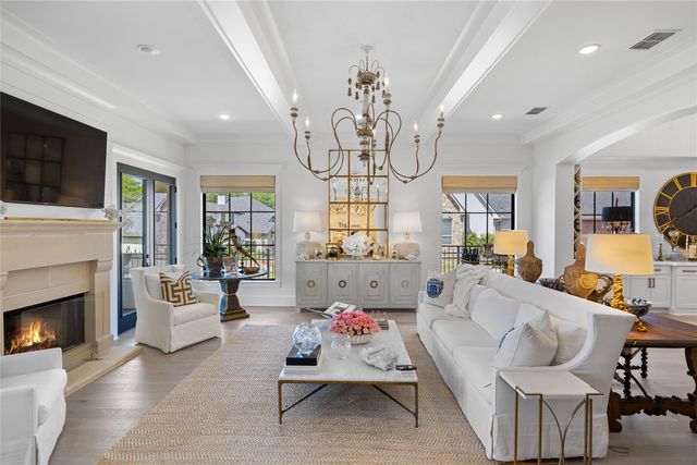 940 La Vista Drive, Tyler, TX 75703