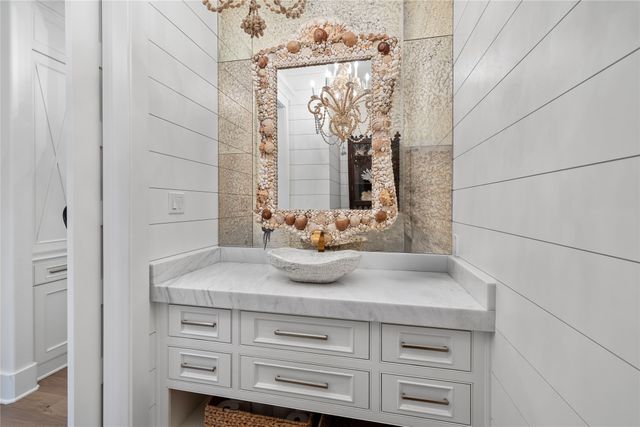 940 La Vista Drive, Tyler, TX 75703