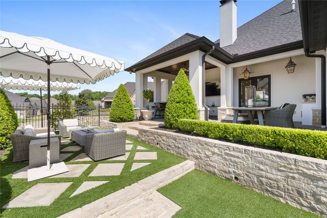 940 La Vista Drive, Tyler, TX 75703