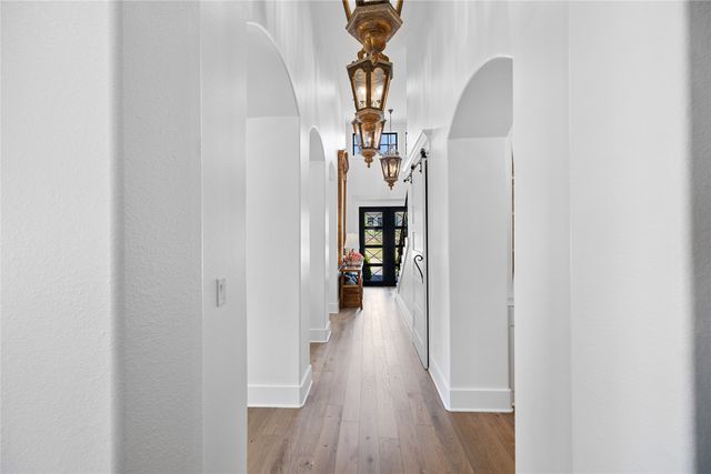 940 La Vista Drive, Tyler, TX 75703