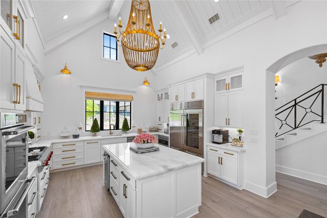 940 La Vista Drive, Tyler, TX 75703