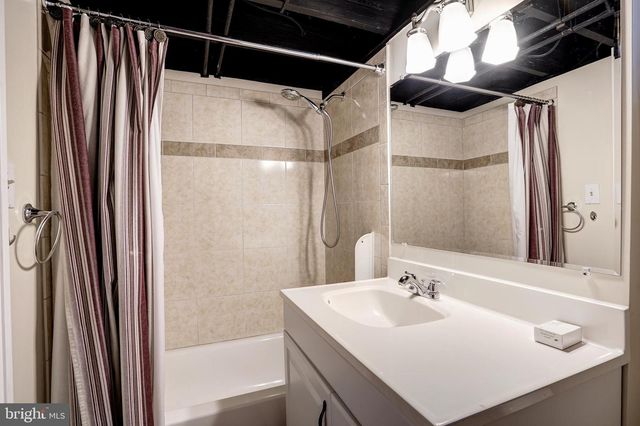 6718 WILLIAMSBURG BLVD, Arlington, VA 22213