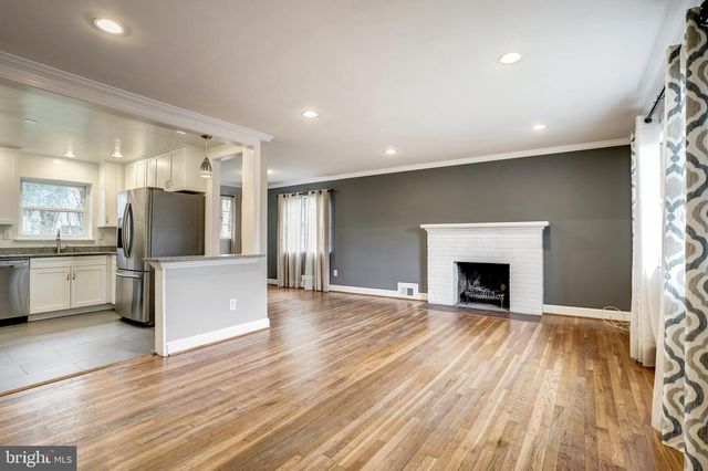6718 WILLIAMSBURG BLVD, Arlington, VA 22213