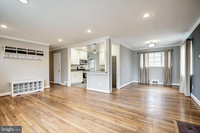 6718 WILLIAMSBURG BLVD, Arlington, VA 22213