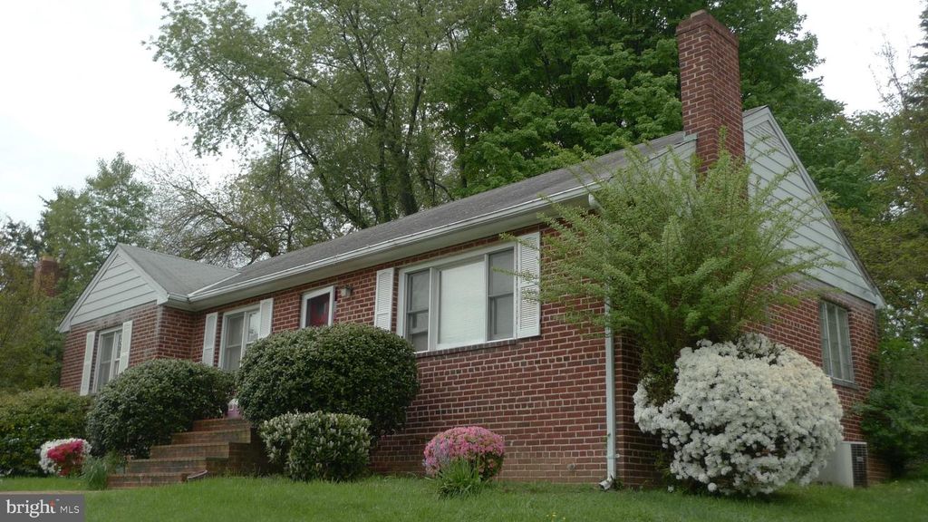 6718 WILLIAMSBURG BLVD, Arlington, VA 22213