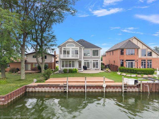 31975 Riverdale Street, Harrison Charter Township, MI 48045