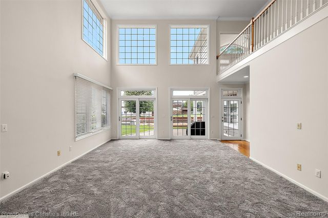 31975 Riverdale Street, Harrison Charter Township, MI 48045