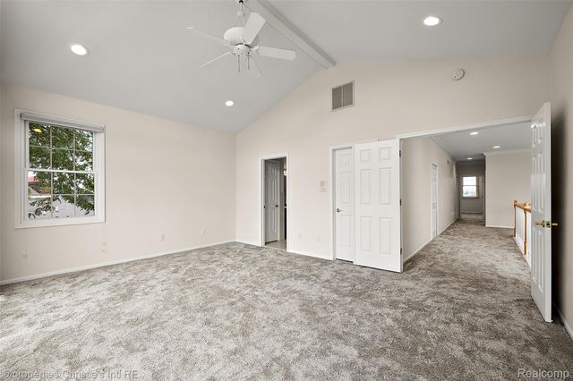 31975 Riverdale Street, Harrison Charter Township, MI 48045