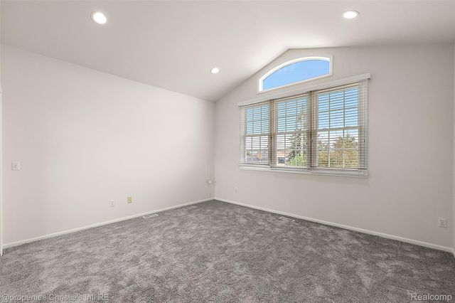 31975 Riverdale Street, Harrison Charter Township, MI 48045