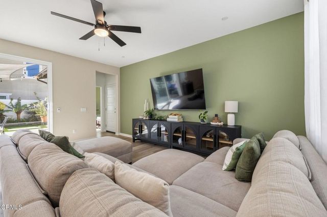 209 Murcott Avenue, Piru, CA 93040