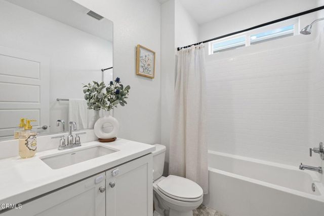 209 Murcott Avenue, Piru, CA 93040