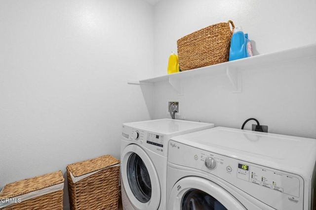 209 Murcott Avenue, Piru, CA 93040