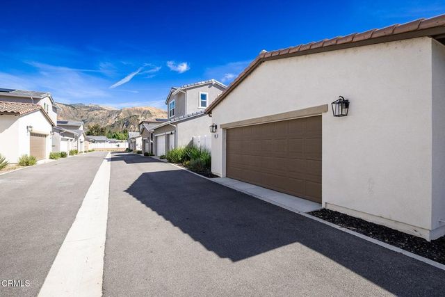 209 Murcott Avenue, Piru, CA 93040