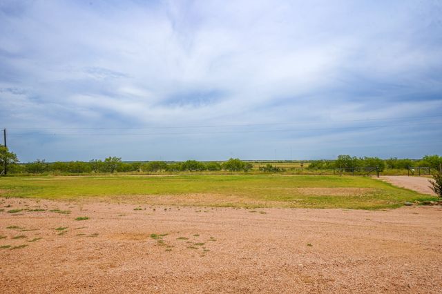 2267 County Road 414, Brady, TX 76825